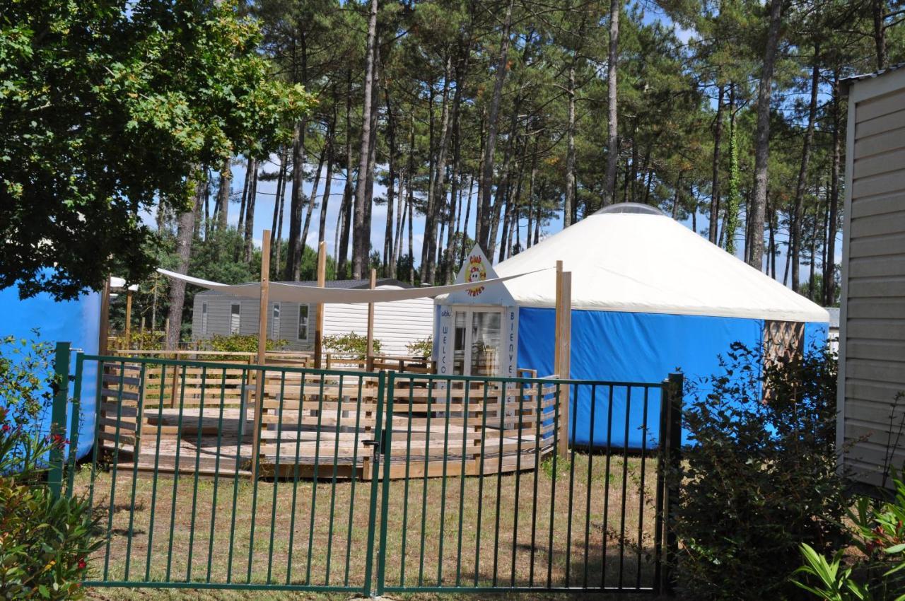 Mobilhome Cote Landaise Les Dunes De Contis 4 Сен-Жульєн-ан-Борн Екстер'єр фото
