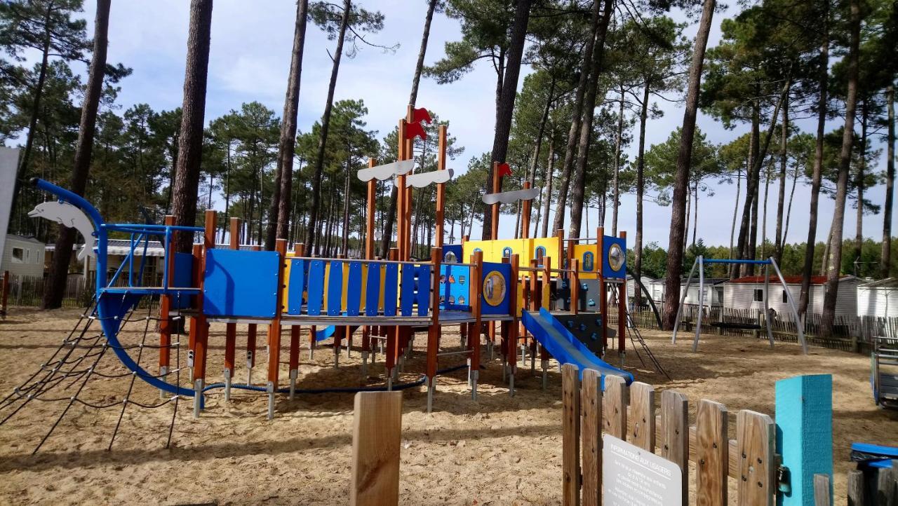 Mobilhome Cote Landaise Les Dunes De Contis 4 Сен-Жульєн-ан-Борн Екстер'єр фото